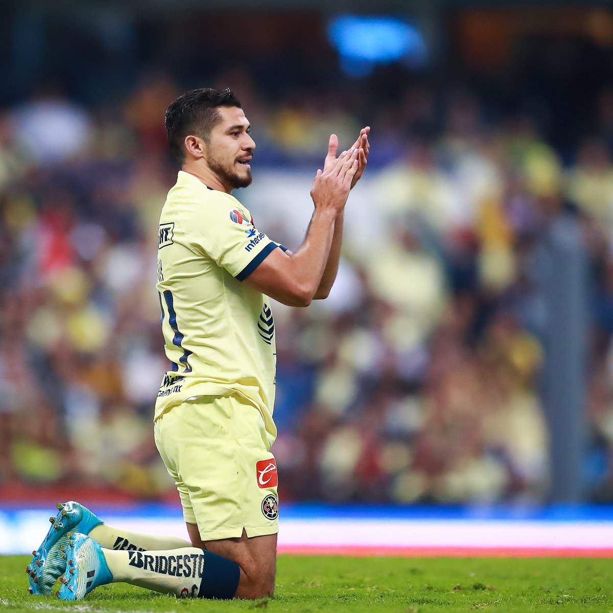HenryMartinM's tweet photo. GRACIAS AFICIÓN 👏🏼

Por no dejar de creer en nosotros y alentarnos hasta el final.
No siempre se puede ganar pero siempre hay que volverse a levantar.
Pronto estaremos compensando esta deuda porque esta gran afición merece mucho más!
Águilas, levantemos el vuelo y vamos por más💪🏼 https://t.co/TfWGbToG7T