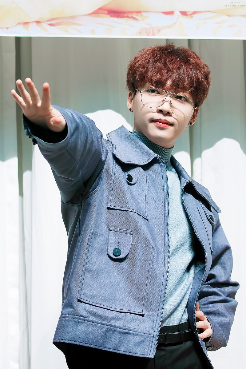 sewoonstation's tweet photo. 191027 목동 뮤직코리아 팬사인회🍀

#정세운 #JEONGSEWOON  @sewoon_jeong https://t.co/2FPl2uwSZt