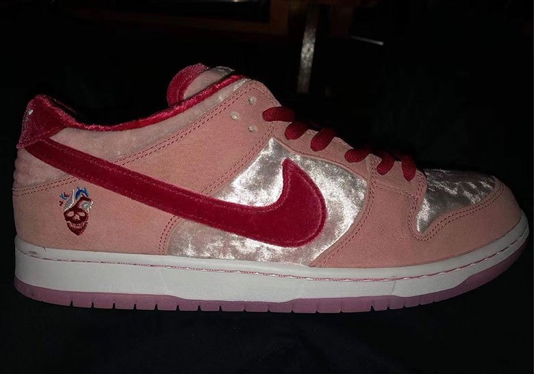 strangelove skateboards x nike sb dunk low