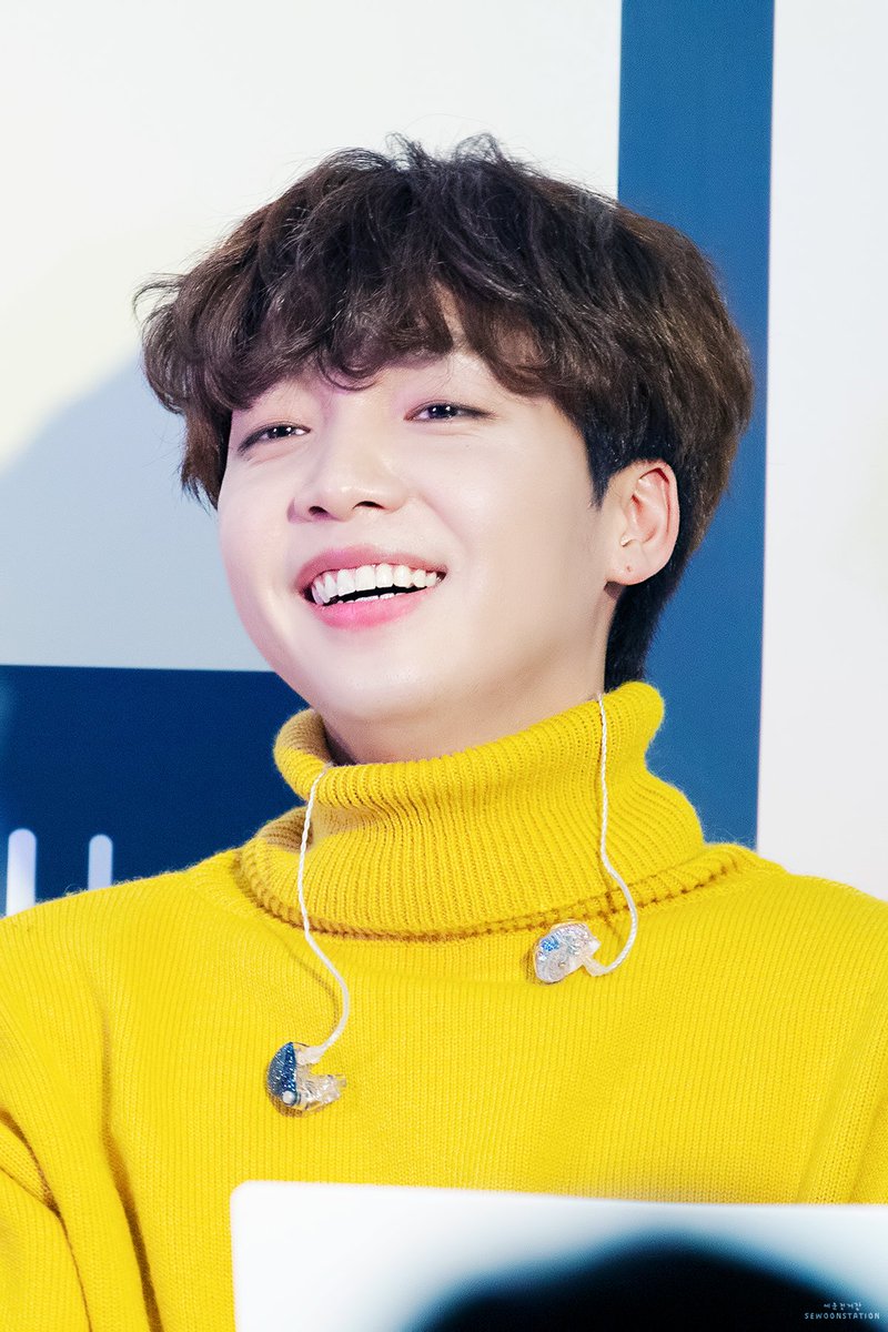 sewoonstation's tweet photo. 191205 좋은이웃콘서트🍀

#정세운 #JEONGSEWOON
@sewoon_jeong https://t.co/Lf6IY8Wd9z