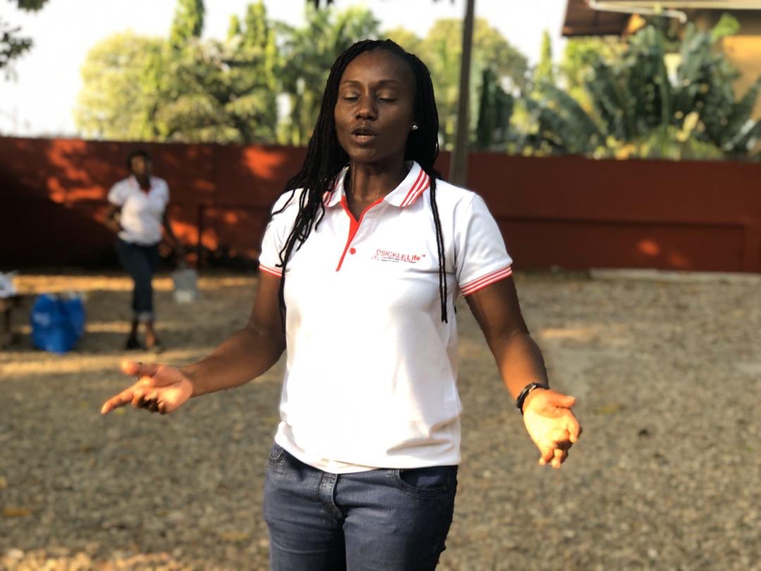 Sickle_Life's tweet photo. Ain’t a Sickle Life meet-up without health education on #SickleCellDisease.
Health talk on home management of Sickle Cell Disease by Haematology Specialist Nurse, Diana.

#SickleLifeMeetUp3
#SickleLife
#Ghana https://t.co/6YKVU5C5MU