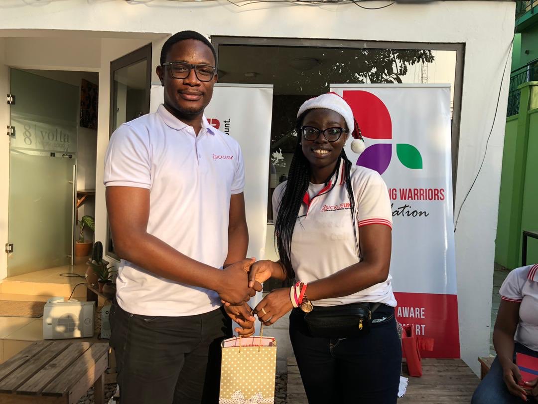 Sickle_Life's tweet photo. Awards!!!
Token of appreciation for outstanding volunteers, sponsors and partners! 
Thank you all so much.
#SickleLifeMeetUp3
#SickleLife
#Ghana https://t.co/NIB0uOL2rm