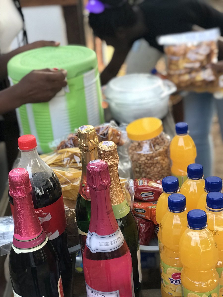 Sickle_Life's tweet photo. All the food and drinks you can have.
What’s a meet-up without great food?
#SickleLifeMeetUp3
#SickleLife
#Ghana https://t.co/oWYjqv3ej0