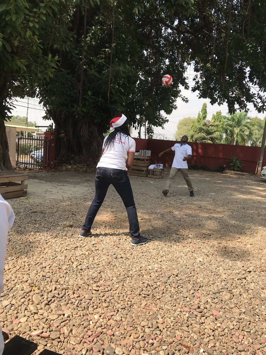 Sickle_Life's tweet photo. No such thing as too much fun right?
#SickleLifeMeetUp3
#SickleLife
#Ghana https://t.co/2xGekyIX6q