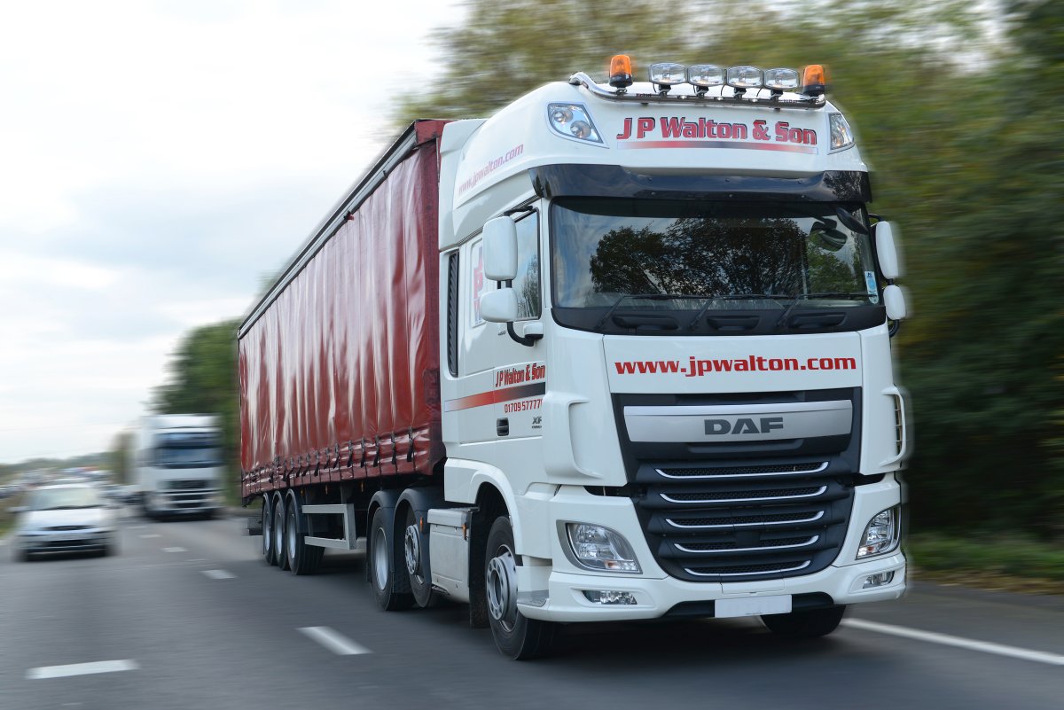 jpwaltonandson's tweet photo. Hope you all have a fab #NewYearsEve #StaySafe in #BarnsleyisBrill Our #FabDrivers will be out there all day #KeepingTheShelvesFull for you all. Best wishes from all of us here. Thankyou for all your likes, retweets and support throughout #2019 https://t.co/yshcAl6nIW