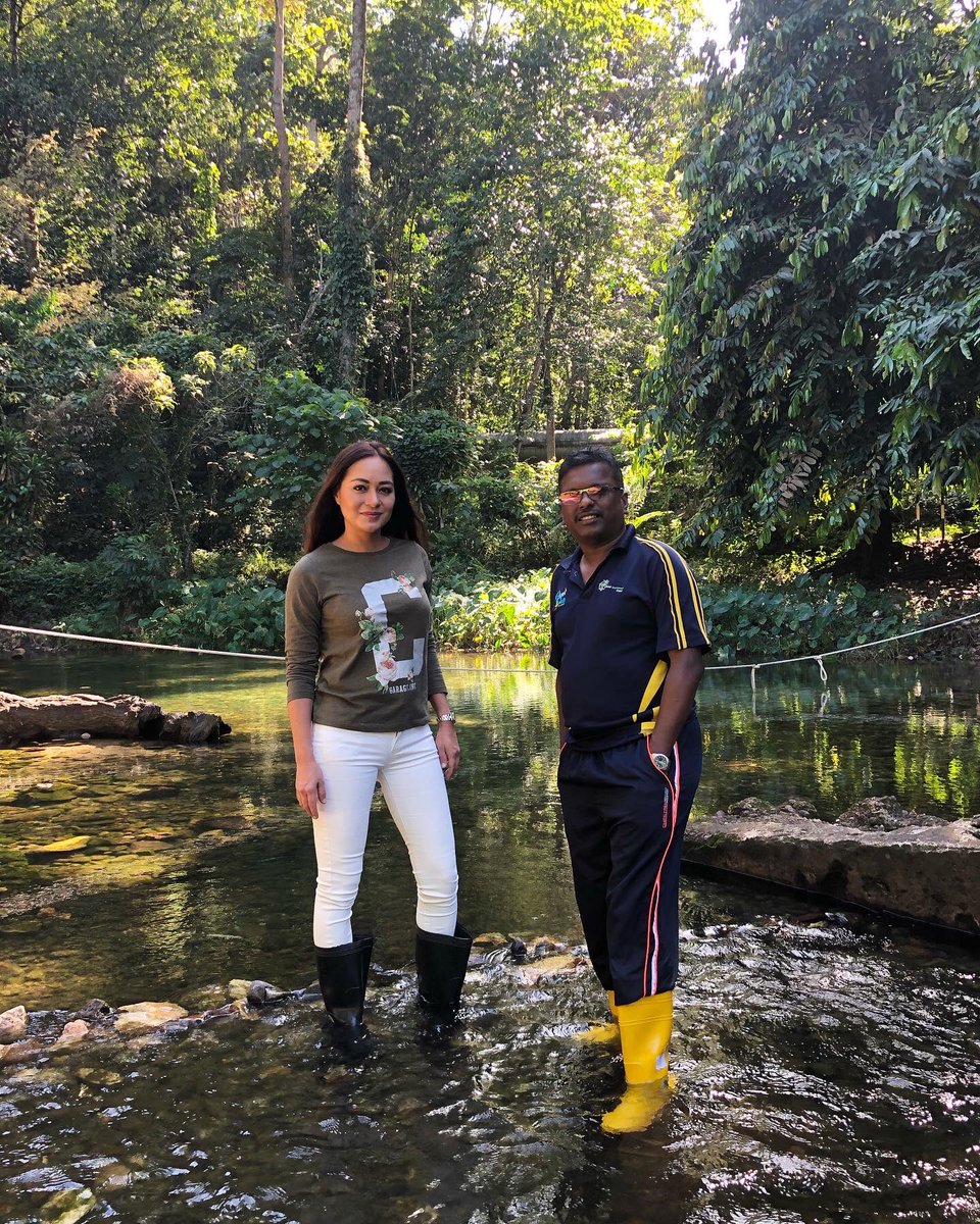 maya_karin's tweet photo. Back on ground for River of Life. With Dr Kali from the Global Environment Centre NGO.
Swipe
#rol #riveroflifekl #klanggate
#rolpop #publicoutreachprogramme
#cleanourrivers #saveourrivers https://t.co/ccR7IA6FFq