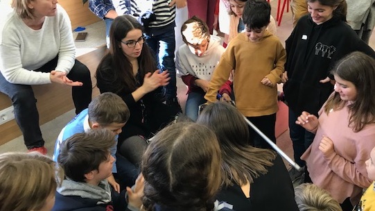 TechBarcelona's tweet photo. Fa una setmana del #OpenFamilyDay on vam celebrar el Nadal fent visites al📍PIER01 de @bcntechcity amb els més petits, cantant nadales, decorant l'arbre de Nadal i fent cagar el #CagaTech
Agraïm la col·laboració a Alpino, @socialpoint, @mentor_vr i @EstrellaDammCat @Cacaolat https://t.co/oc1eV1YpBY