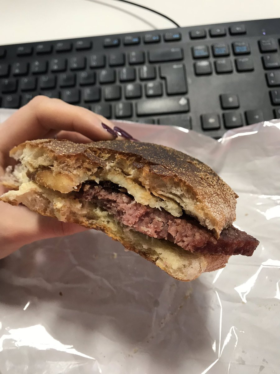 heatherjunex's tweet photo. No better breakfast to have on your last day of work of the year 👌🏼 https://t.co/BxGSSWEUe7