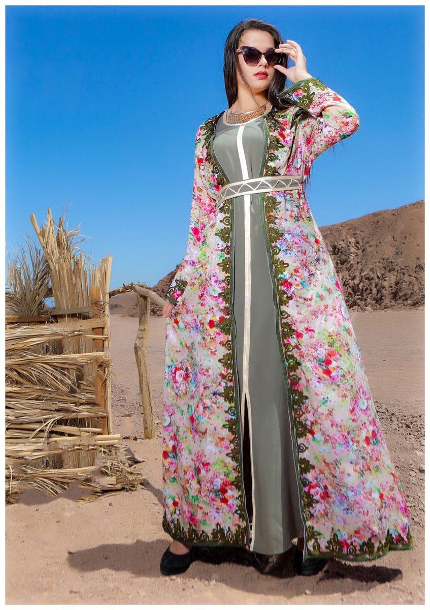 AlmalkaStore's tweet photo. أناقة وفخامة مع القفطان بالألوان الرائعة.. 😍
خصومات كبيرة, والكمية محدووووودة 💥

#جلابية #قفطان #الملكة #almalka https://t.co/ODE7YBM8GY