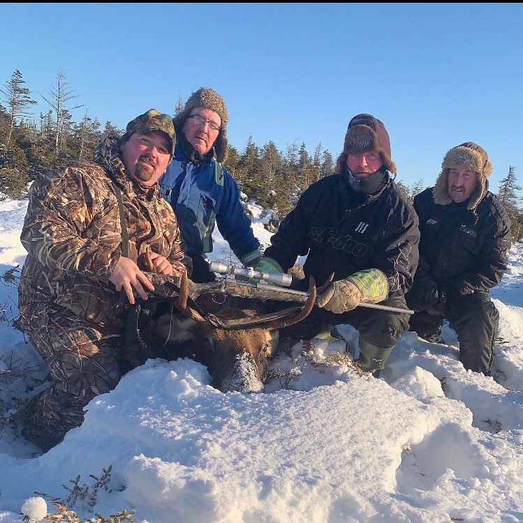 Applin93's tweet photo. 2019 moose hunt n da books ! https://t.co/V0wM6xBvM3