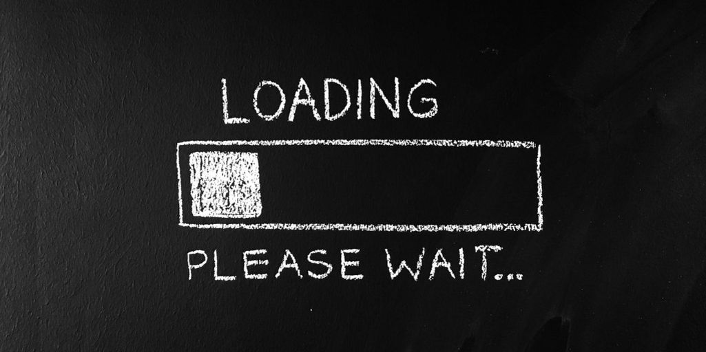 Loading надпись. Loading please перевод на русский. Loading please перевод на русский. Wait loading. Надпись please wait.