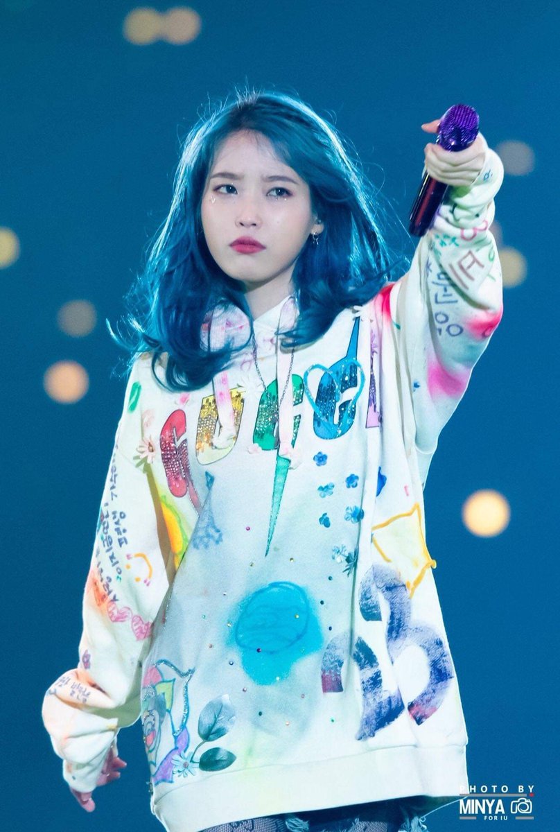 seoyeIU's tweet photo. If IU passes in your news feed. Then your 2020 will be full of live and happiness.

Happy New year Ma-aenas! 💜💙💜💙
@iuphils https://t.co/wca6nwzN1j