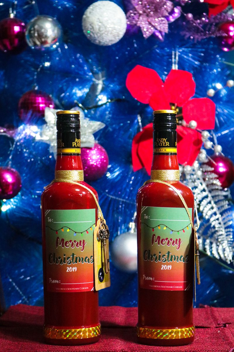 valoroussouvnr's tweet photo. New addition to our big bottles family!

Christmas 2019 orders for Alabang area 🎄
🍾 Big Bottles:
1️⃣ Andy Player "Classic Red Christmas" 
2️⃣ Andy Player "Classic Blue Christmas" 
💜 PHP 279 each
‼️ You can still purchase this for any occasion and request for new card design. https://t.co/A1yFACI1EC