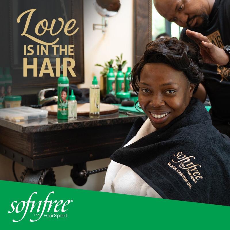 Sofnfree_Africa's tweet photo. πππ Love is in the air! Today is the day, South Africa! We cannot wait to see the beautiful #bride walk down the aisle π°πΏ #Sofnfree #HairXperts #PushiStyle #KFCWedding @KFCSA https://t.co/csNrit5qvK