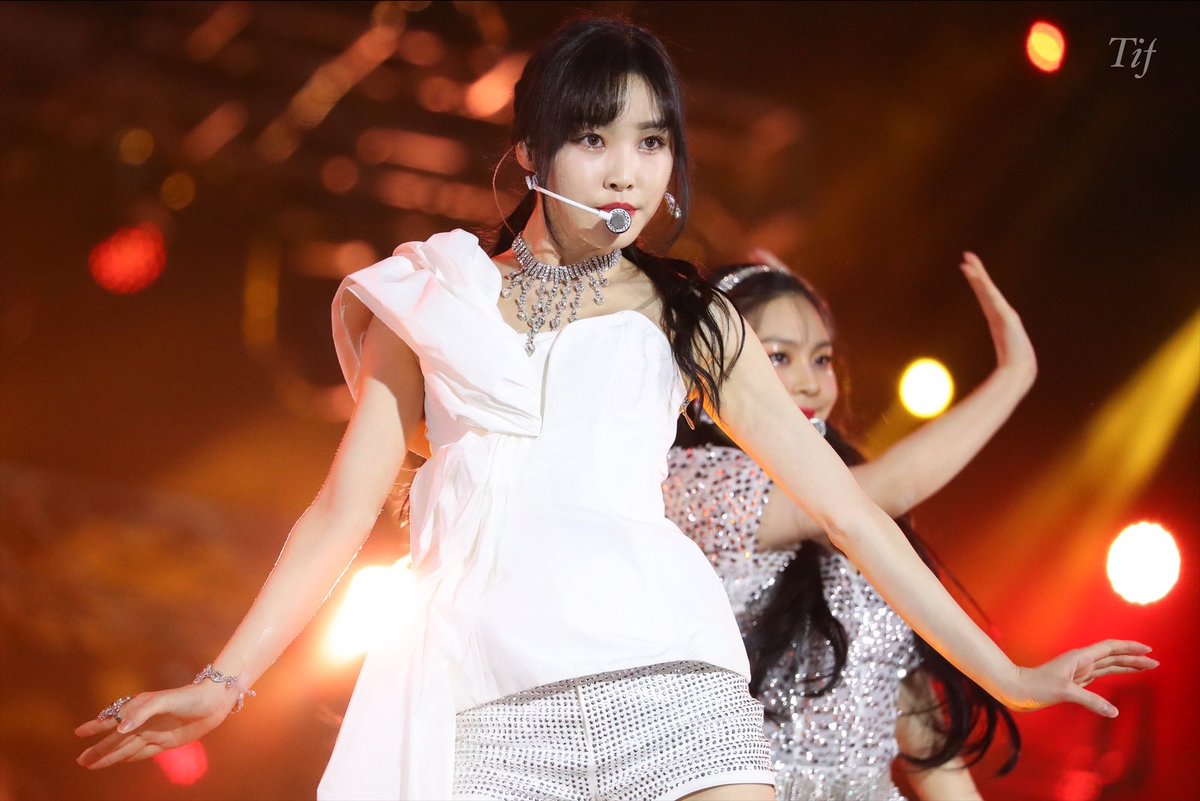 191227 KBS 가요대축제
High note~~~😭😭
2019 really did awesome and hard work!! Thank you~~
#Yuju #유주 #최유나 #ユジュ
#GFRIEND #여자친구 #ヨチン