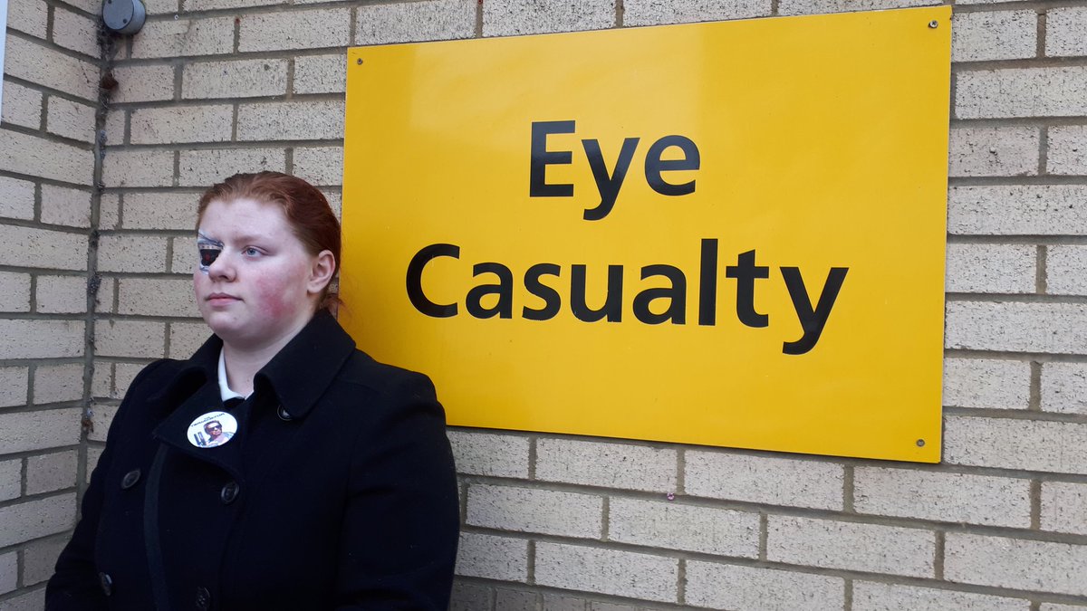 atlantean526's tweet image. @Schwarzenegger my daughter had to wear a patch over her eye for 3 hours before her eye appointment at @NGHnhstrust today. As a massive Terminator fan, she decorated it appropriately.
#Terminator #CyberdineSystems
@JimCameron @TerminatorFans