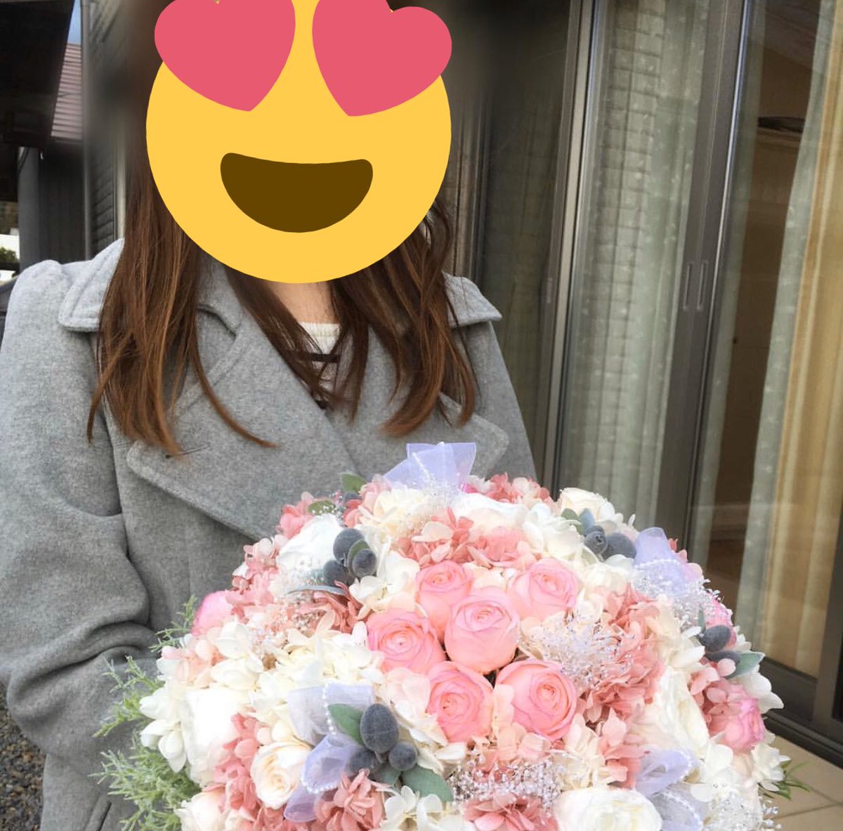 GatoBonite's tweet photo. 《プリザーブドフラワー》
チューリップのような可愛らしいブーケ(^^)
とても素敵😍 https://t.co/KGClxT6T3V