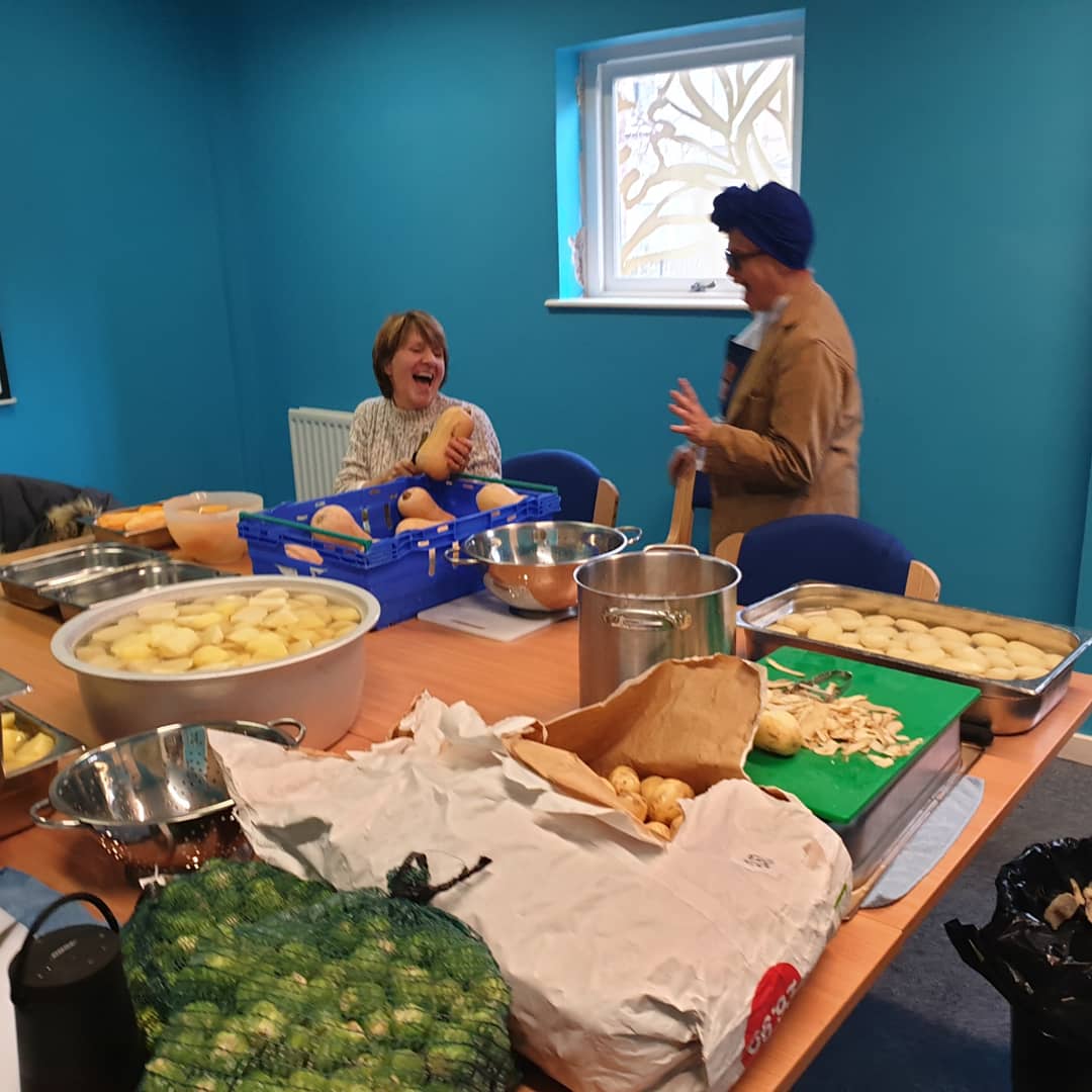 Volunteer appreciation post! Let's start with our amazing team who sacrificed so much of their skills, their energy and their time to provide our guests with a delicious xmas lunch and dinner - ensuring that no one goes without or misses out over the festive period! 💖☃️🎄🎁💖