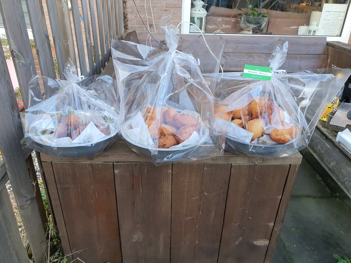RdamRunners's tweet photo. Een deel van de bestelling zijn klaar. Nog even de laatste bestellingen af maken! https://t.co/cKF4IYZV5V