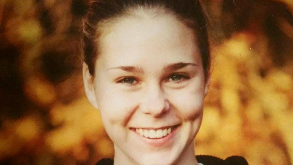 ChadArd_'s tweet photo. My Theory About The Disappearance of Maura Murray: February 9, 2004 https://t.co/1PcqFgNM9D https://t.co/9pWs5Z4twh