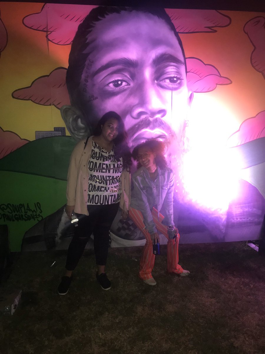 teganLIVE's tweet photo. NY > LAS VEGAS > GRAND CANYON > PHILLY > MIAMI ... where did you and your bestie travel together this year???? #DanaDay https://t.co/543D4Rh7lb