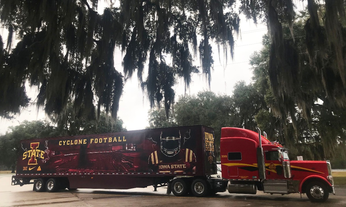 DeckerTruckLine's tweet photo. In Valdosta, Georgia
#deckertruckline #driventobethebest #drivedecker #whydecker #valdostageorgia https://t.co/jXGE68n2AZ