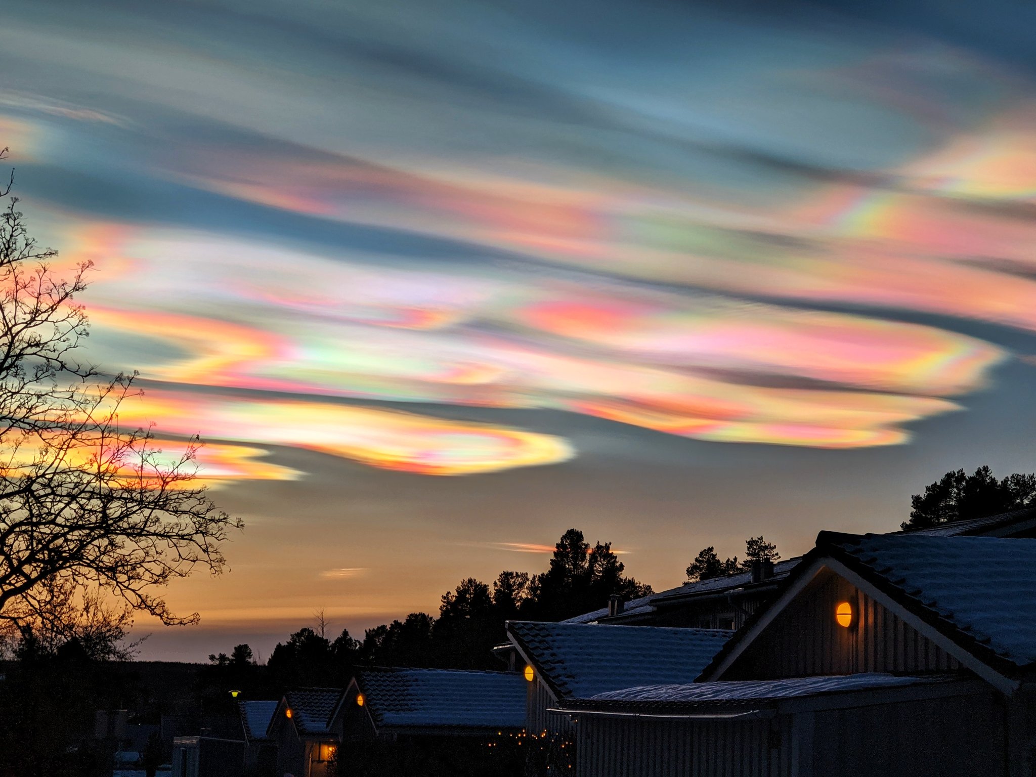 ２０２０年元日 空には美しい雲が現れました 話題の画像プラス