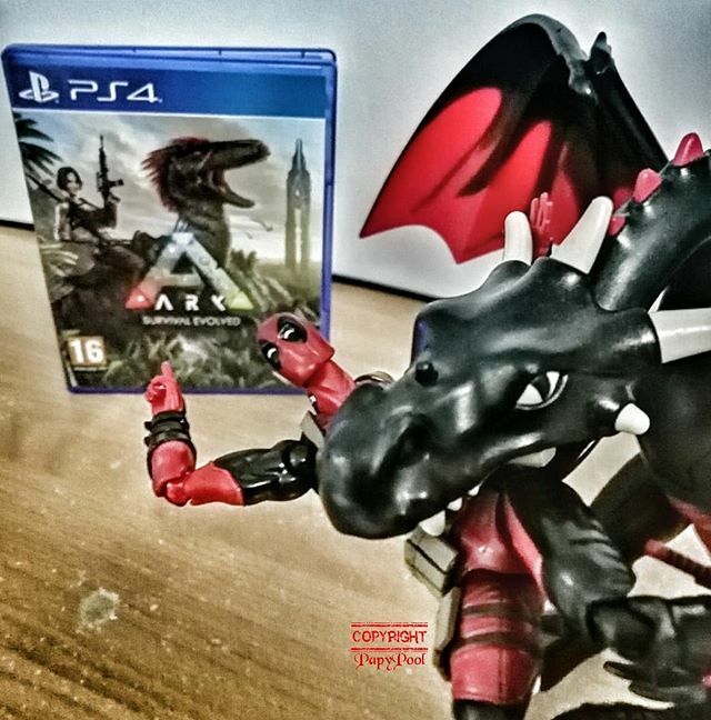 PapyPool's tweet image. Salut les jeunes !
Je n'allais quand même pas finir l'année sans parler de jeu...
Y a peu, je me suis mis à Ark:Survival Evolved (avec la bande de joyeux bras cassés 😁).
Alors autant dire que si t'as pas de temps, pas la peine de s'y mettre...
Largué… ift.tt/2Qfe3TU