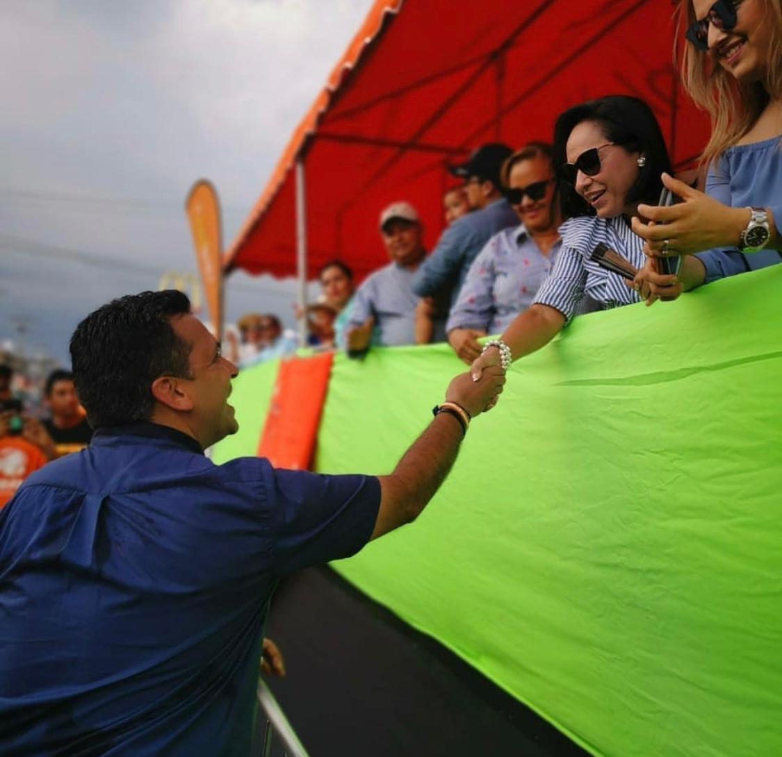 RicardoLombanaG's tweet photo. Orgullosamente puedo decir que recorrí de canto a canto la mayor parte del país #MovimientoOtroCamino https://t.co/OAR2Ixlk45
