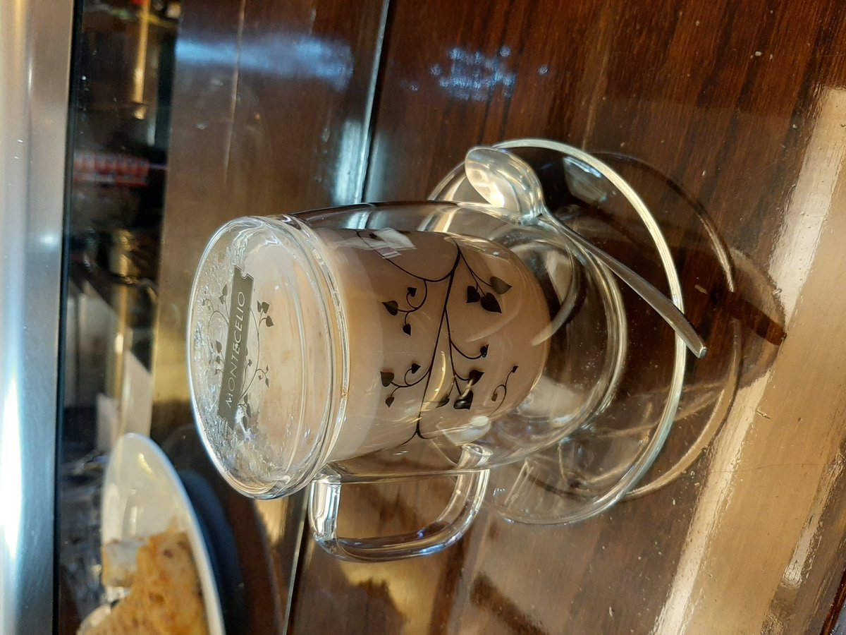 Hoy es el último día de este 2019. Desde #CafeCandela os deseo que este Año Nuevo sea vuestro año
Vivirlo a tope
Luchar por vuestros sueños
Y disfrutar de las personas que os hacen felices
Cerrar y llevar al olvido todo lo que resta
Un beso enorme para todos