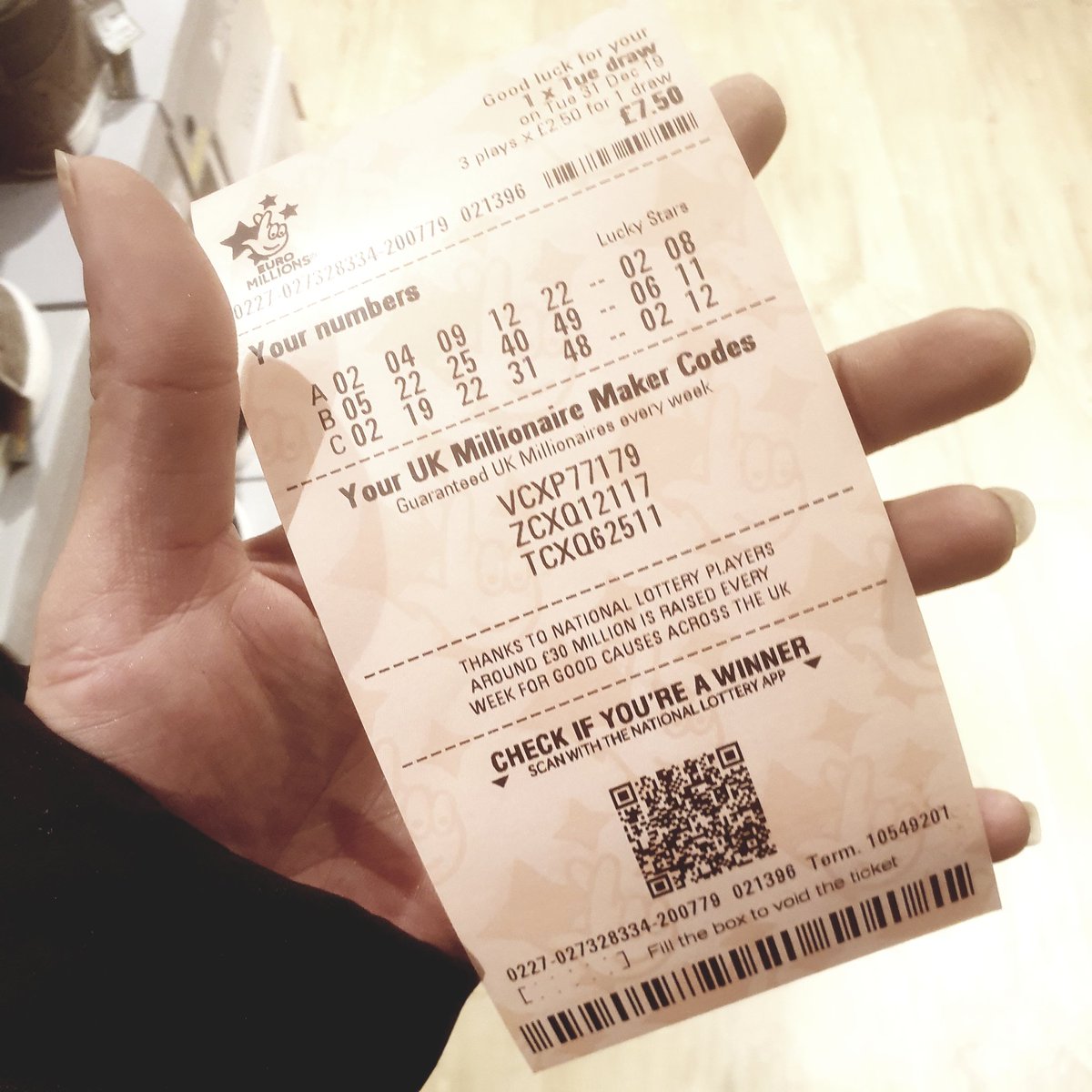 uniqueV28's tweet image. As they say gotta be in it to win it 

#nationallottery #WinBig #gameofluck #Lotto