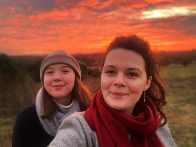 JessDocherty's tweet photo. See ya 2019 ✌️ https://t.co/XsofskZG1i https://t.co/OqgA09abep