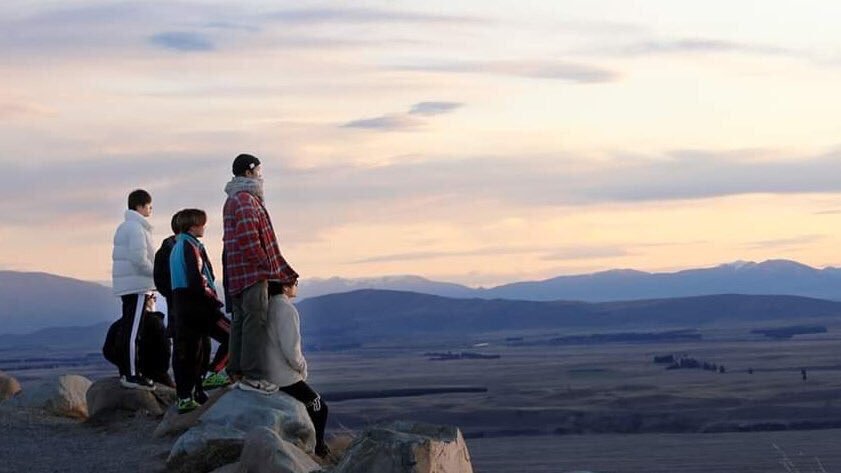 чигуки блэк свон. мой дом там где ты бтс. мой дом там где ты бтс. дом там где. Bts в горах.