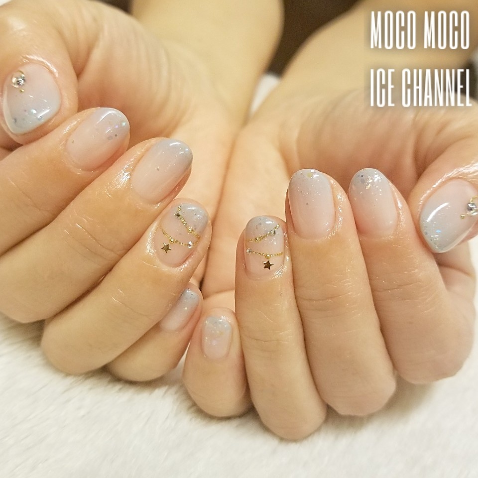 Ice Nailist あいすちゃん Na Twitteru 冬のグレーネイル T Co Nywl5wrhfm ネイル Nail グレーネイル 冬 冬ネイル 大人かわいい 大人かわいいネイル グラデーションネイル オーナメント オーナメントネイル Iceネイル T Co Tqhnj4krum