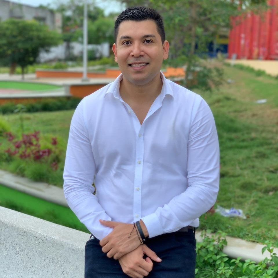 elsanoguerabaq's tweet photo. Jaime David Navarro de Sabanalarga, será el nuevo subsecretario de participación comunitaria y convivencia de la Secretaría del Interior. Ingeniero industrial, especialista en gerencia de proyectos y MBA. Trabajó en la Alcaldía de Sabanalarga, B/quilla y Gobernación del Atlántico https://t.co/1i1gW6zIMw