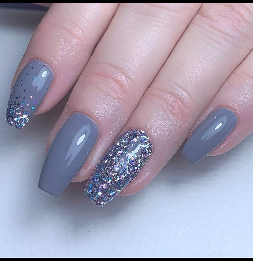 IshewapiS's tweet image. Ending 2019 on a high note polygel in sync have you got your 2020 nails sorted out.
Call now and book 0771 424 420 or 0242 443 036
Visit us at 2 Ardmore Close, Greendale North, Harare
#spaishewapi #seniorcitizen #mothersday #coupleretreat#Love#eventshub#sunshinecity #zimtourism