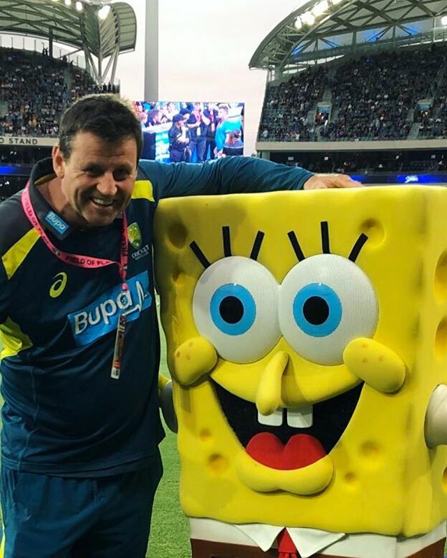 SPARC_SPORTS's tweet photo. Who lives in a pineapple under the sea?!
G.V.

Happy new year everyone! https://t.co/44W9xdqz4Z https://t.co/vmwIuEqi0s