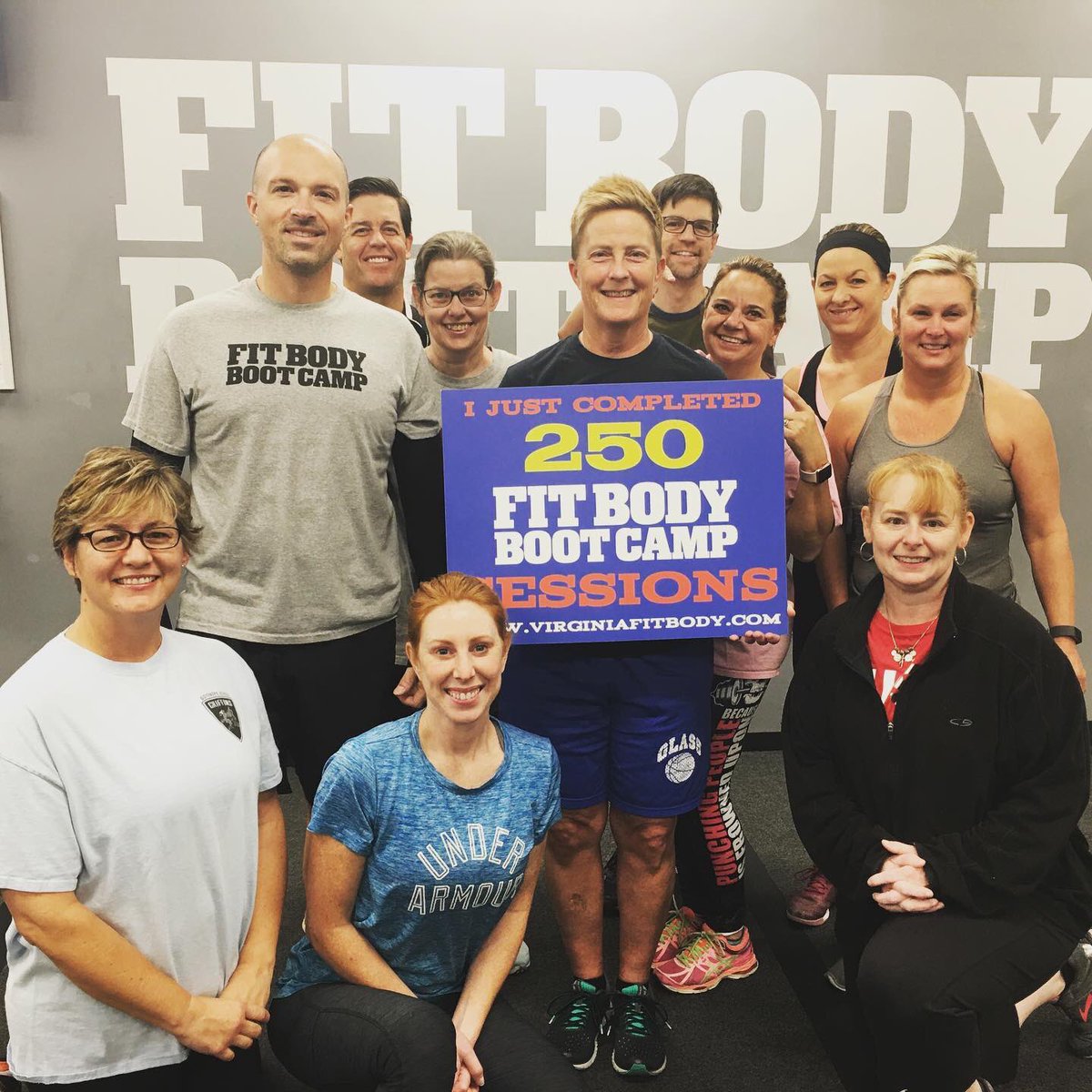 REFlaugher's tweet photo. Started the last day of 2019 with my workout family. So many great memories with this crew over the last year and I hope many more to come. Find your crew to fill your bucket each and every day! #ForestFitBody #Unstoppable #FitLeaders https://t.co/2OTshv6mjq