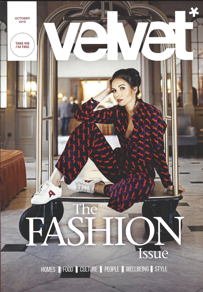 Anyone for a Dry Martini? angelandblume.wordpress.com/2019/12/31/any…