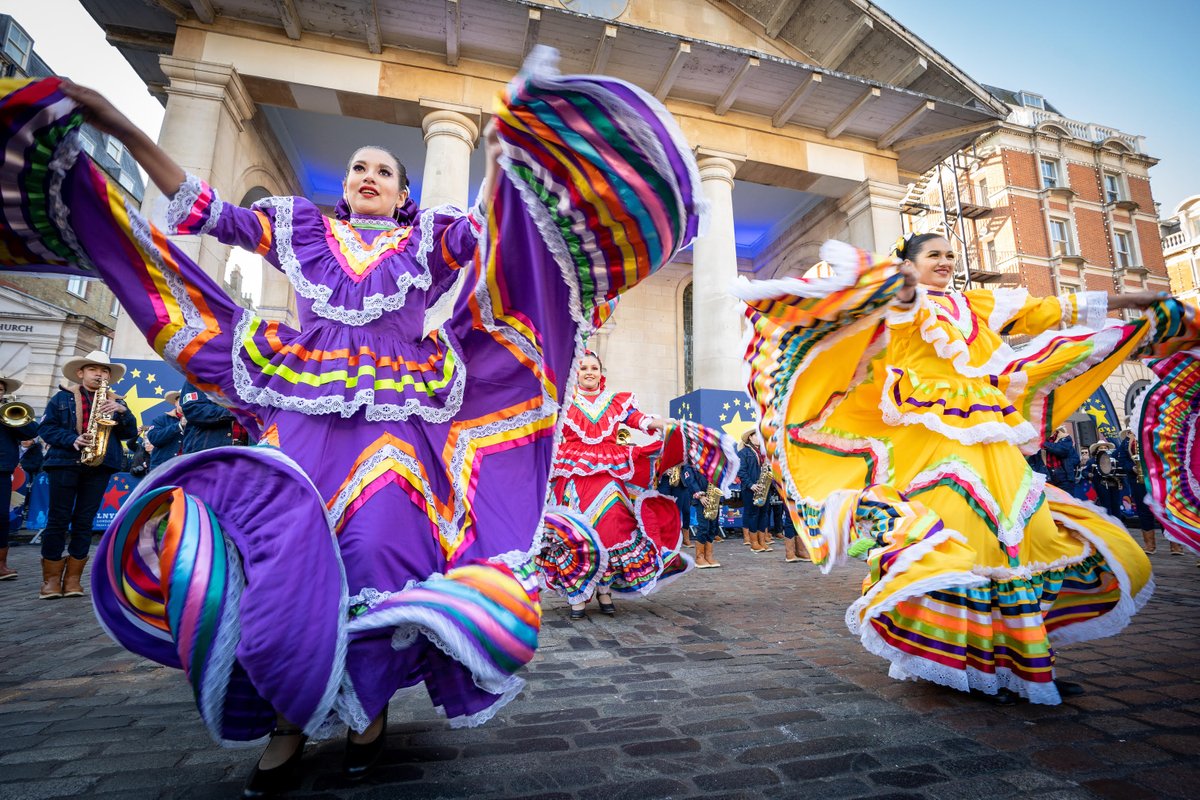 london_parade's tweet photo. We had a FANTASTIC time at Covent Garden yesterday! 

#lnydp #london #lovelondon #coventgarden @CarnavalPueblo @CreatureEvents https://t.co/OAQGiGRyaD