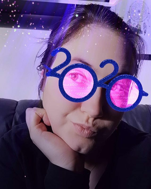 11 and a half ish hours until we ring in the new year. 😂 https://t.co/LoCxXb0Yp8 https://t.co/mLCpYNTH88