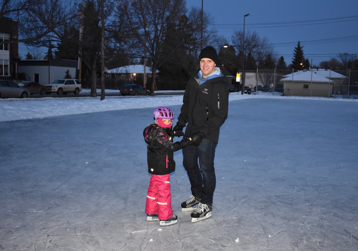 GrovenorYEG's tweet photo. Throw your skates on, come get some fresh air and exercise as you check out our ice rinks...hope to see you out there soon. https://t.co/xqwJG8bJZD