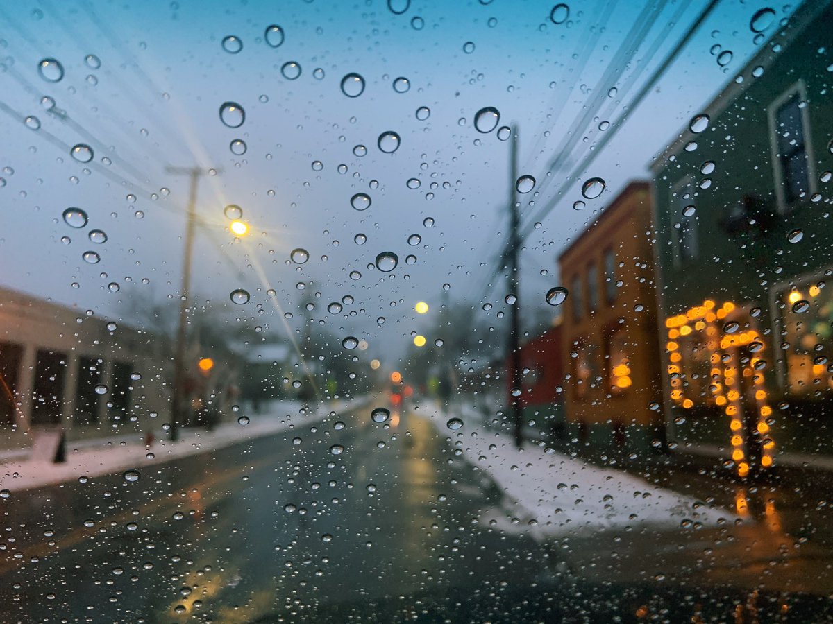 KyleCozzens's tweet photo. Good morning #Burlington #VT https://t.co/I9hnppz0W9