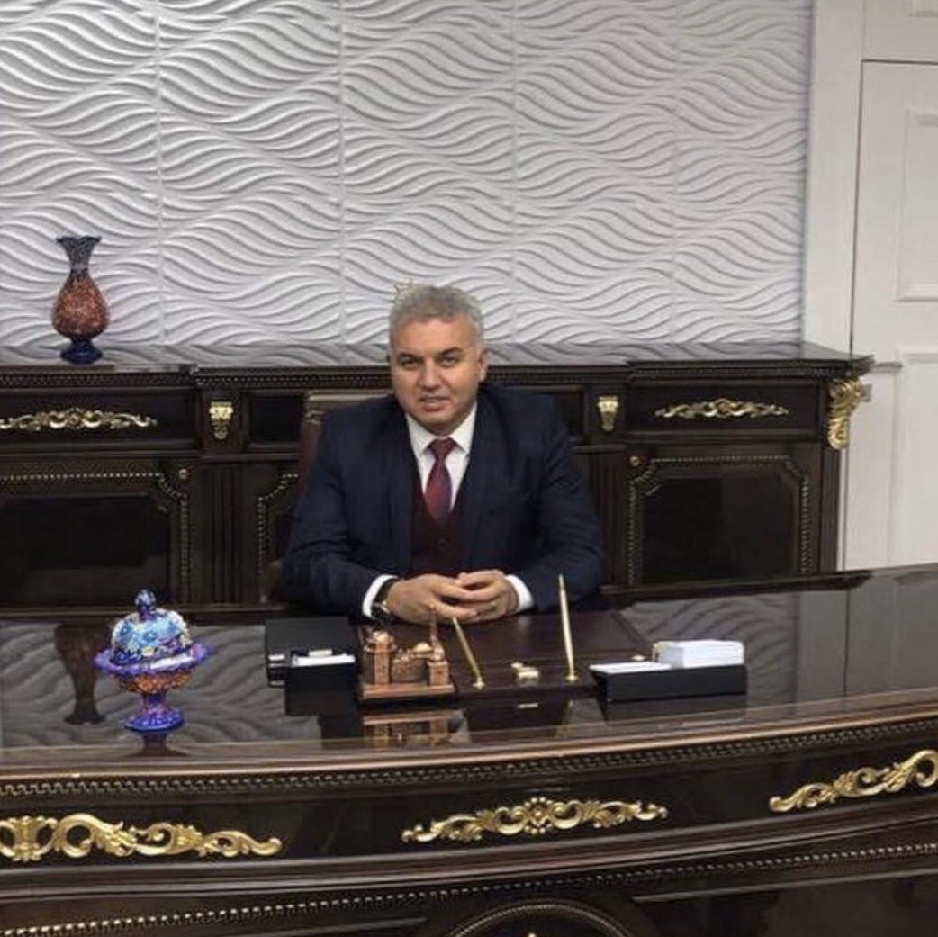 sadkadgzel's tweet photo. 2019 yılı acılarımızla, sevinçlerimizle geride kalacak. 2020 daha fazla umut, daha fazla sevinç, daha fazla mutluluk getirsin. Yaşamınızda güzel yıllar, mutlu yarınlar, gerçek dostluklar hep sizinle olsun. Mutlu Yıllar! https://t.co/laniWkVxJq