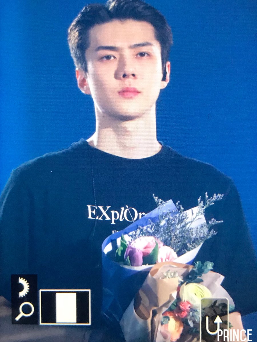 PrinceSehun412's tweet photo. 191231 ExplOration in Seoul
#EXO #SEHUN #세훈 
#EXplOrationDotinSeoulDay3 https://t.co/vTz65ibrYK