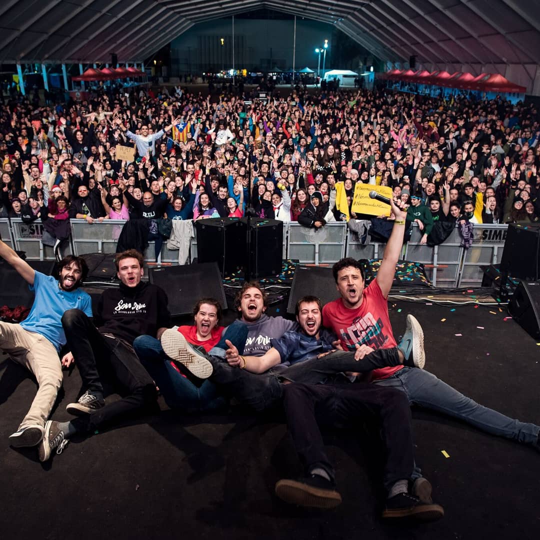 ⚡LA VIDA ÉS ACTITUT!⚡

Acomiadem l'any al <a href="/Festivern_info/">Festivern</a> amb les piles carregades per a emprendre un 2020 èpic! 😎
⠀⠀⠀⠀⠀⠀⠀⠀⠀
Sortiu al carrer i agafeu la vida per les banyes,perquè només qui creu amb el que fa, veu acomplir-se los seus somnis!
 
📸 <a href="/adolfboluda/">Adolf Boluda</a>