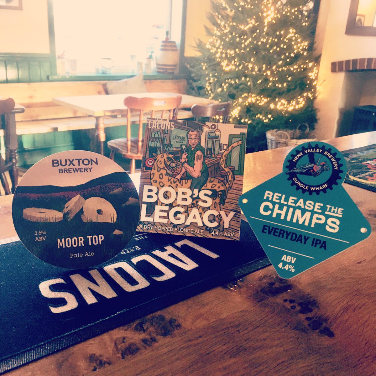 LeopardNorwich's tweet photo. Weβve got some freshies on today to help you count out 2019 ππ₯π»
@buxtonbrewery Moor Top 3.6%
@laconsbrewery Bobβs Legacy 4.4%
@nenevalleybrewery Release The Chimps 4.4%
#fresh #realale #beer #norwich #norfolk #norwichpub #pub #newyearseve2019 #nearly2020 #cheers https://t.co/RPhnb20syu