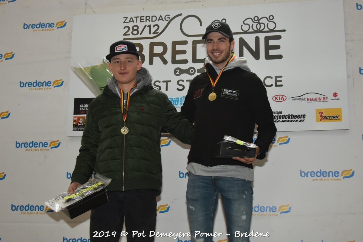 Pomerr's tweet image. Bij de heren beloften wint Vito Braet de kerst strandrace in Bredene voor Hillen Michiel en De Beir Arno.