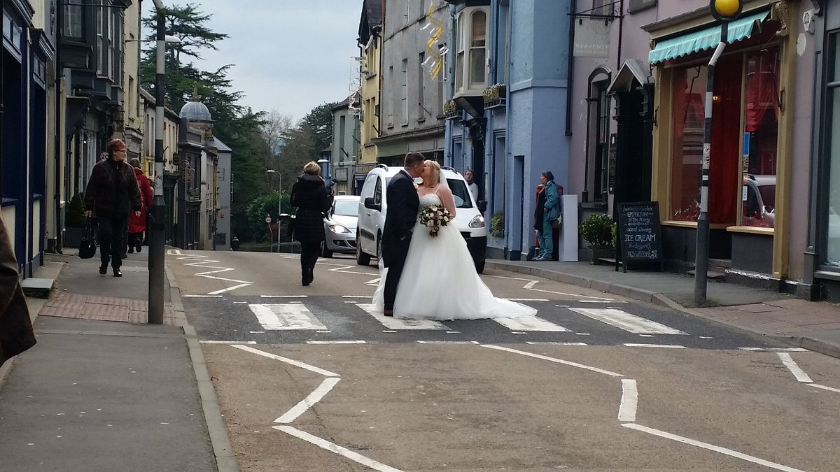 Llandeilo tweet media