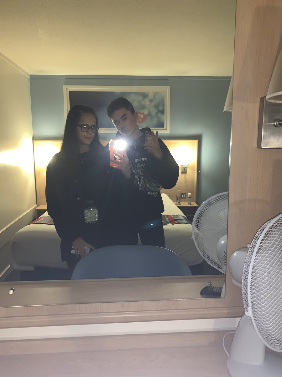  @needyydom joined me on my travelodge adventure. - london docklands